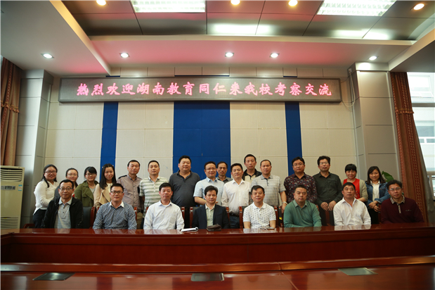 国产亚洲美日韩AV中文字幕无码成人