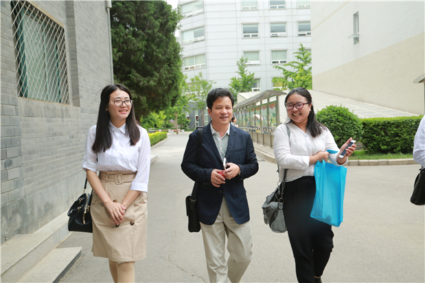 国产亚洲美日韩AV中文字幕无码成人