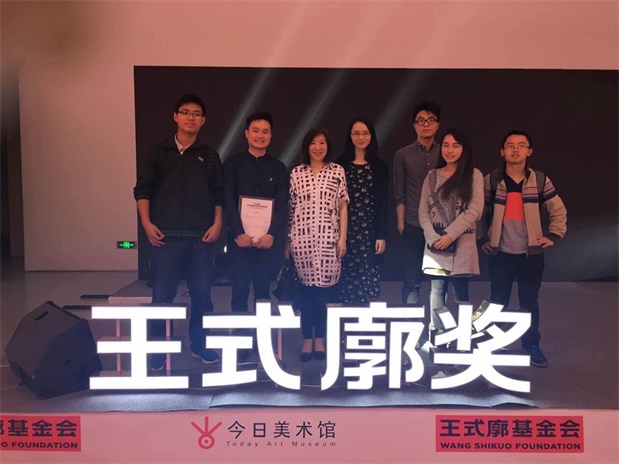 国产亚洲美日韩AV中文字幕无码成人