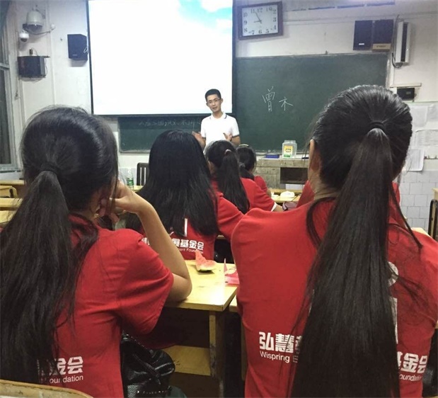 国产亚洲美日韩AV中文字幕无码成人