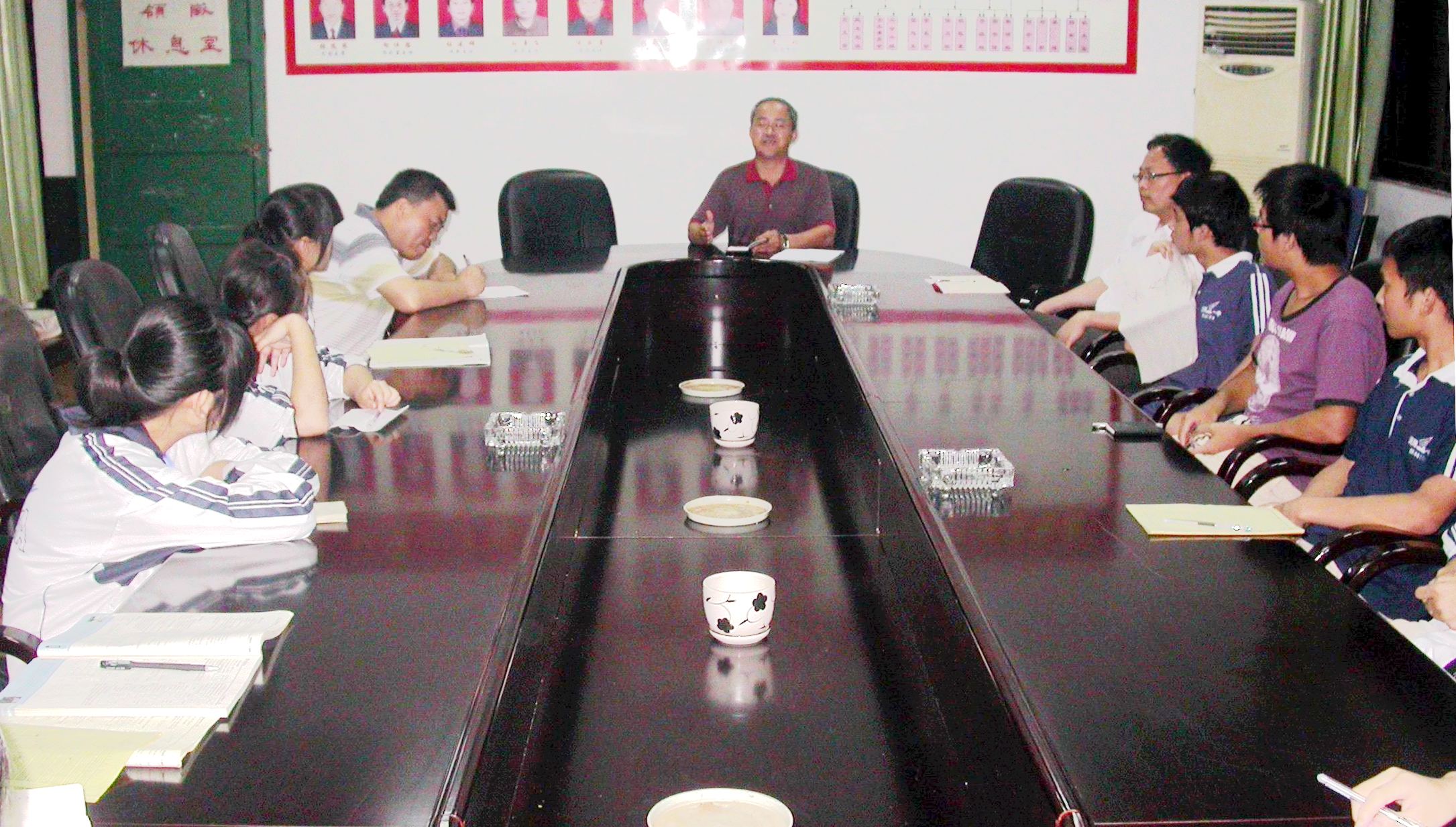 国产亚洲美日韩AV中文字幕无码成人