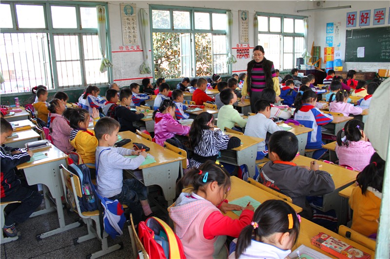 国产亚洲美日韩AV中文字幕无码成人