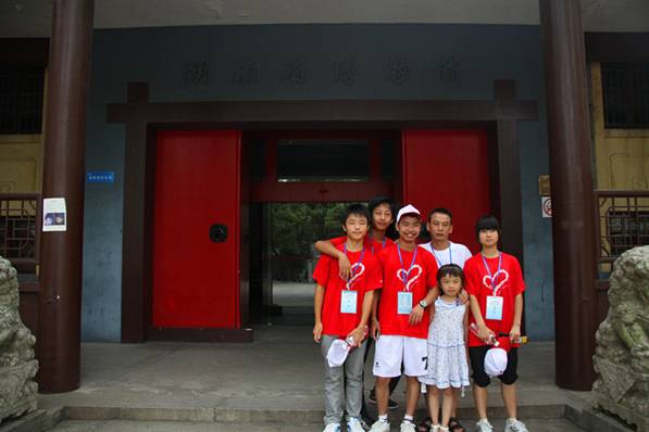 国产亚洲美日韩AV中文字幕无码成人