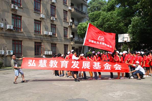 国产亚洲美日韩AV中文字幕无码成人