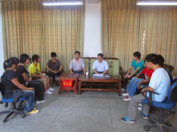 国产亚洲美日韩AV中文字幕无码成人