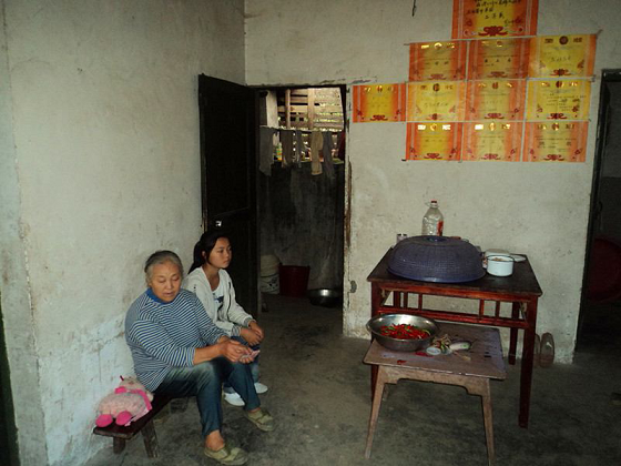 国产亚洲美日韩AV中文字幕无码成人