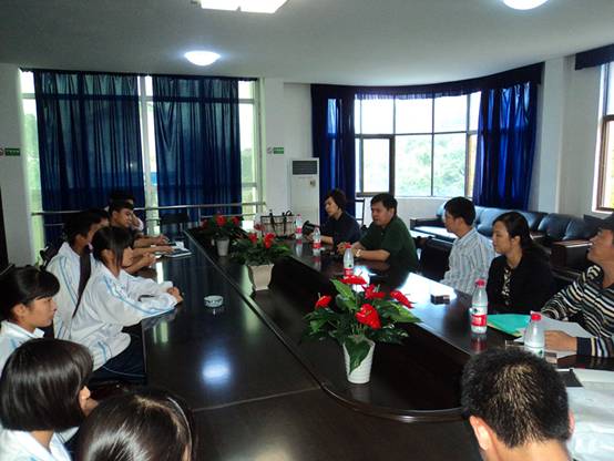 国产亚洲美日韩AV中文字幕无码成人