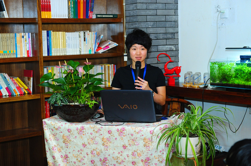 国产亚洲美日韩AV中文字幕无码成人