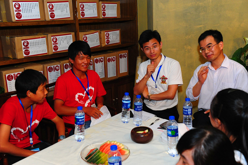 国产亚洲美日韩AV中文字幕无码成人