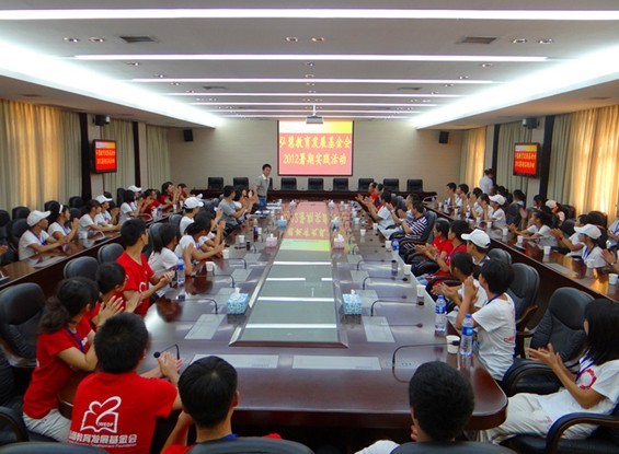 国产亚洲美日韩AV中文字幕无码成人