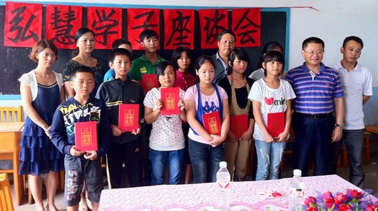 国产亚洲美日韩AV中文字幕无码成人