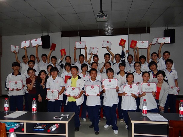 国产亚洲美日韩AV中文字幕无码成人